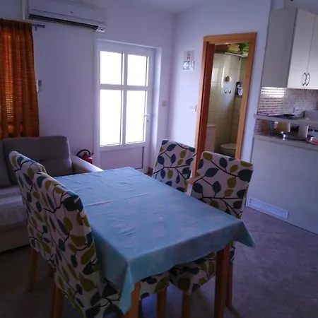 Apartman Maca * Pridraga